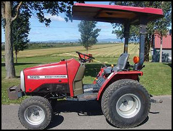 Massey Ferguson 1225 Tractor