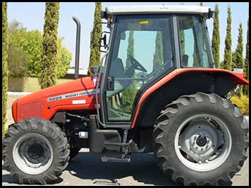 Massey Ferguson 4225 Tractor